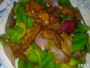 辣椒洋蔥炒豬肝 辣椒洋蔥炒豬肝