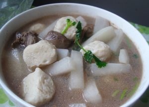 鴨肝魚丸白蘿蔔湯 鴨肝魚丸白蘿蔔湯