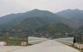 小白岸村 小白岸村