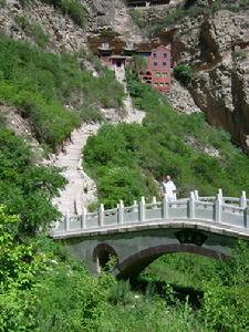 雲峰寺[廣西桂林市象山區雲峰寺]