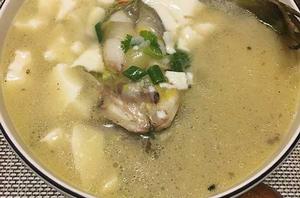 昂刺魚燉豆腐 昂刺魚燉豆腐