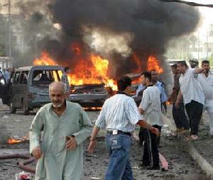 （圖）巴斯拉警察局發生爆炸事件