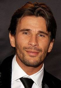 曼努埃爾·費拉拉 曼努埃爾·費拉拉