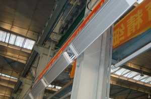 工業現場安裝的紅外輻射電暖器