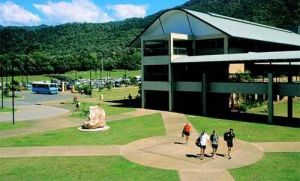 詹姆斯科克大學