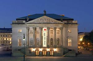 菩提樹下大街國家歌劇院