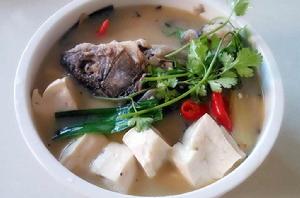 香菜魚湯 香菜魚湯