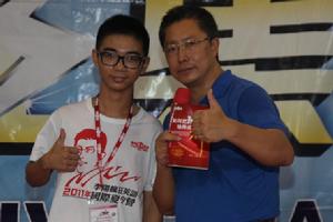 李陽瘋狂英語夏令營 李陽瘋狂英語夏令營