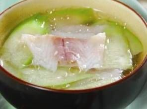 鰱魚絲瓜湯 鰱魚絲瓜湯