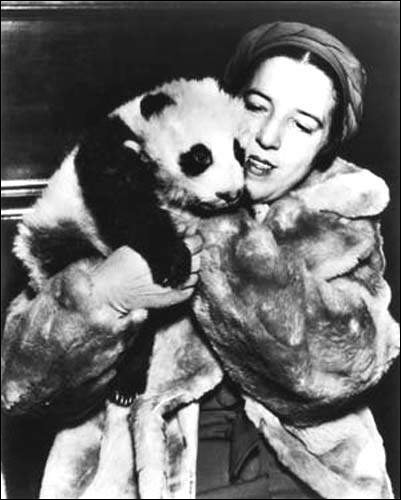 露絲·哈克利斯 露絲·哈克利斯