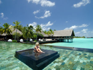 瑞提娜島度假村 瑞提娜島度假村