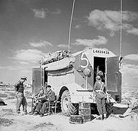 多爾切斯特裝甲指揮車和參謀人員