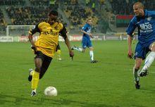 讓維翁·尤盧-馬東多（左）