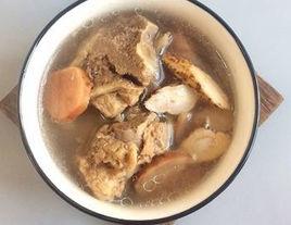 土茯苓骨頭湯 土茯苓骨頭湯