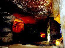 花山謎窟[地理位置]