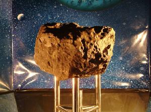 （圖）隕石雨陳列館