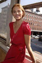 薩拉&middot;齊夫