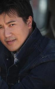 羅鳴[中國演員]