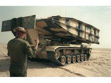 M60坦克改型架橋車