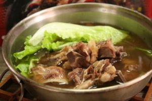 當歸羊肉爐