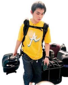 新生出國易患“留學病”