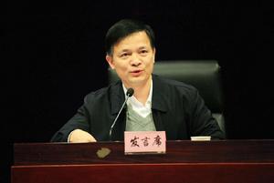 鍾志華[中國工程院黨組成員、副院長]