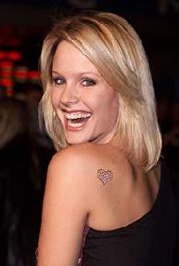 朱莉婭&middot;舒爾茨 Julia Schultz