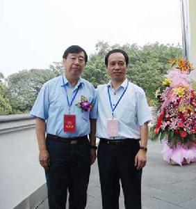 劉雲峰主席與中國美協主席劉大為將軍