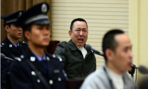 劉漢庭上情緒失控