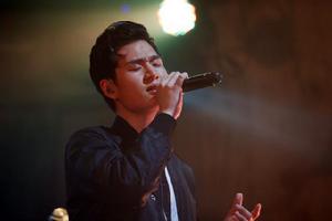 你，好不好？[周興哲演唱歌曲]