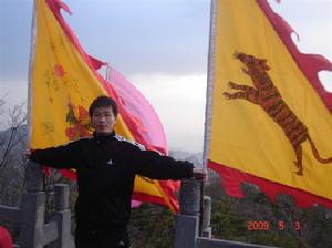 洛陽迪億集團施榮鄭