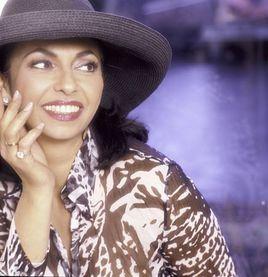 LAURA FYGI LAURA FYGI