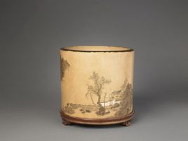 清雍正紫砂描金堆繪攜琴訪友圖大筆筒 清雍正紫砂描金堆繪攜琴訪友圖大筆筒