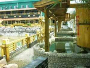 湯山百倍聖泉溫泉