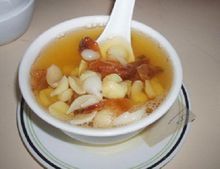 百合柿餅煮鴿蛋 百合柿餅煮鴿蛋