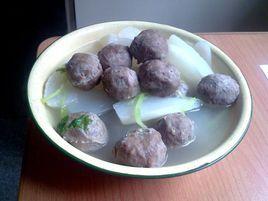 蘿蔔牛肉丸湯 蘿蔔牛肉丸湯