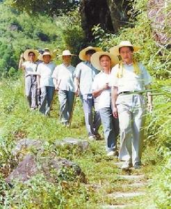 習近平當年在壽寧縣下黨鄉調研（資料照片）