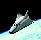 外形像長了翅膀的磚頭