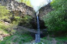 處女瀑布，攝影，揚眉