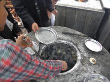 巴紮上的烤包子