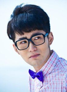 蔡俊濤   飾演 趙亮亮