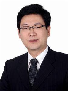 趙岑[清華大學五道口金融學院黨委副書記]