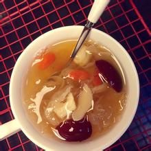 蓮子紅棗銀耳湯 蓮子紅棗銀耳湯