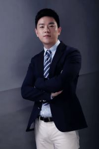 尹超[北京豪邁不羈文化傳媒有限公司CEO]