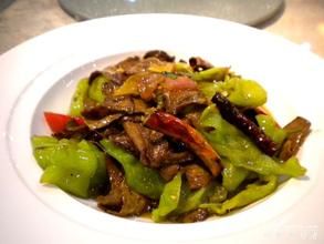 炒青椒腰片 炒青椒腰片
