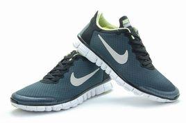 NIKE FREE赤足系列跑鞋 NIKE FREE赤足系列跑鞋