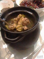 當歸煲老雞 當歸煲老雞