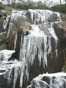 香粉瀑布 香粉瀑布