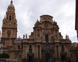 穆爾西亞[西班牙東南部城市]