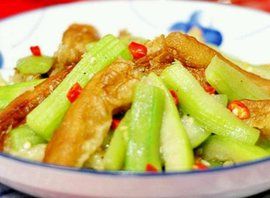 絲瓜炒油條 絲瓜炒油條